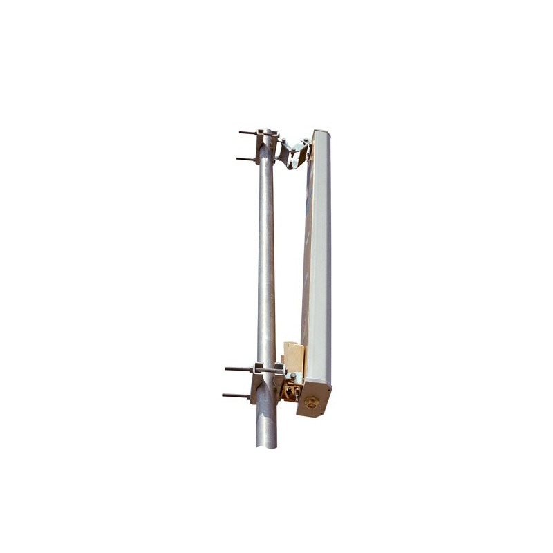 Downtilt Mounting Kit for 2.4 - 4.5 in (60 - 115 mm) OD round members