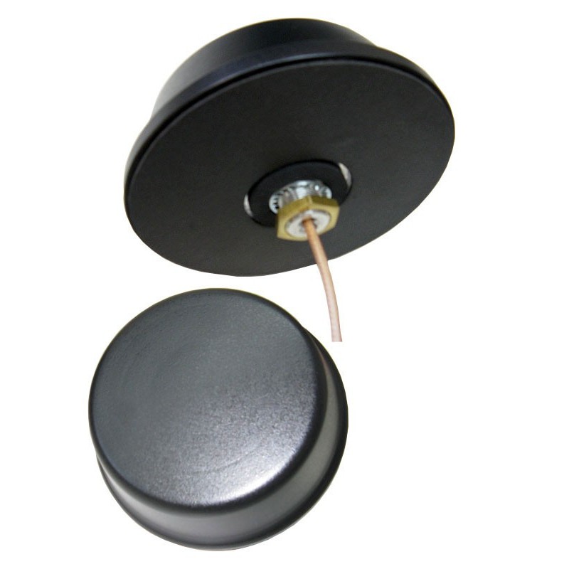 Low profile, universal transport antenna with GPS, 746-2500 MHz